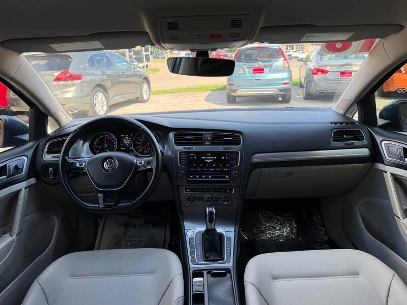 2016 Volkswagen e-Golf SEL Premium
