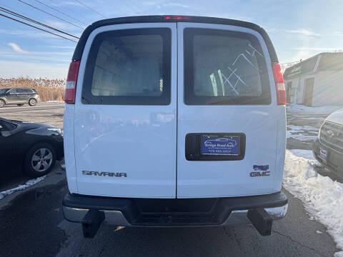 2021 GMC Savana 2500