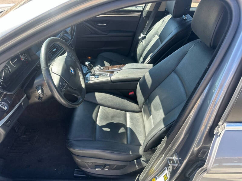 2013 BMW 5 Series 528i