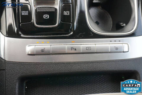 2023 Kia Carnival EX