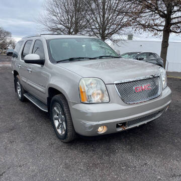 2007 GMC Yukon for sale at John - Glenn Auto Sales INC in London OH