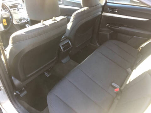 2011 Subaru Legacy 2.5i Premium