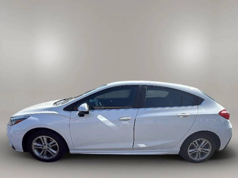 2017 Chevrolet Cruze LT Auto