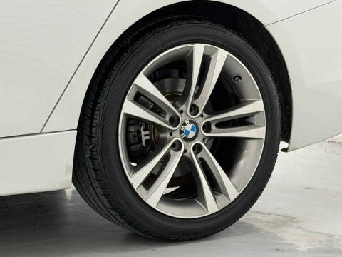 2017 BMW 3 Series 330i