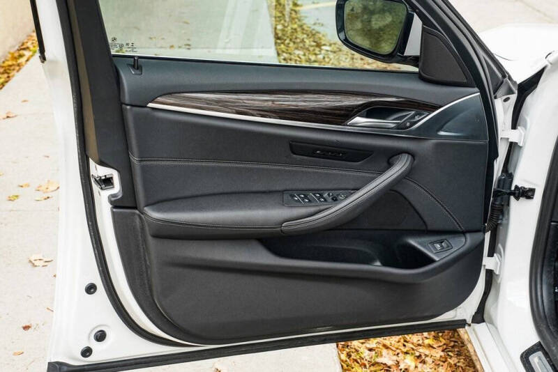 2022 BMW 5 Series 530i xDrive