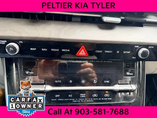 2024 Kia Carnival EX