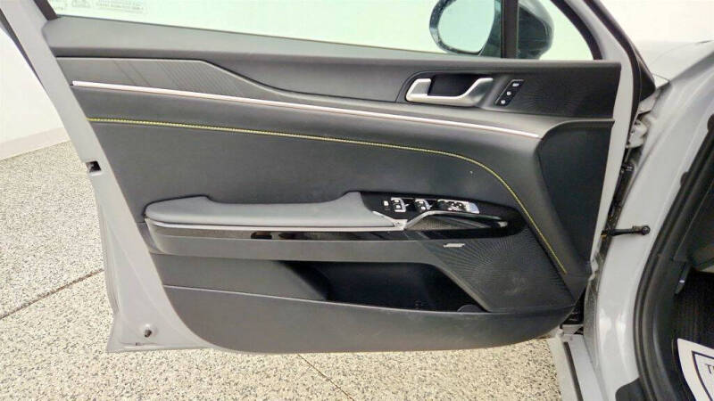 2025 Kia K5 GT