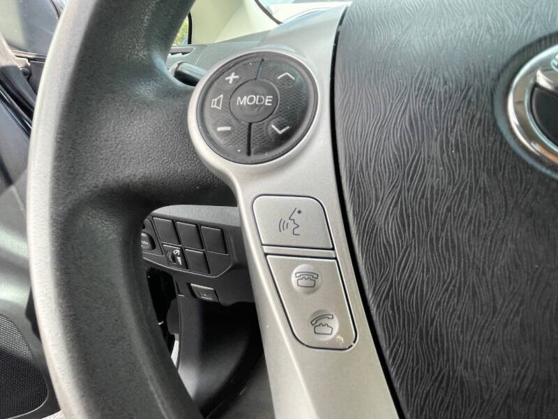 2014 Toyota Prius Three