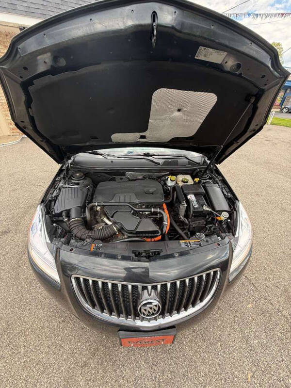 2012 Buick Regal Premium 1