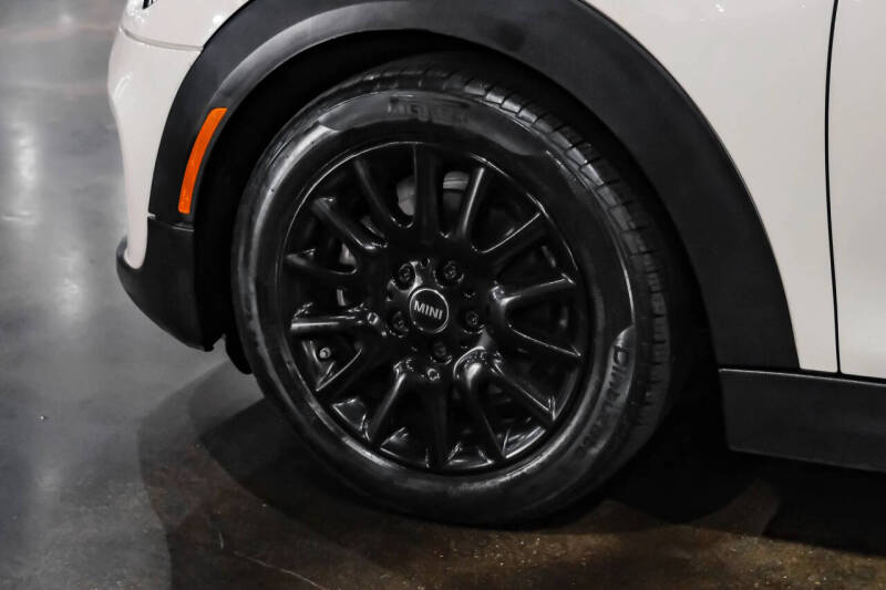2017 MINI Hardtop 2 Door Cooper