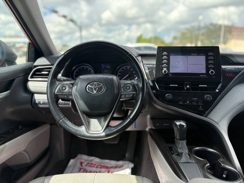 2021 Toyota Camry SE
