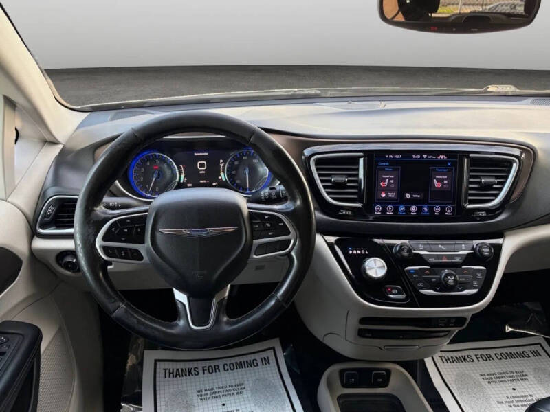 2018 Chrysler Pacifica Touring L Plus