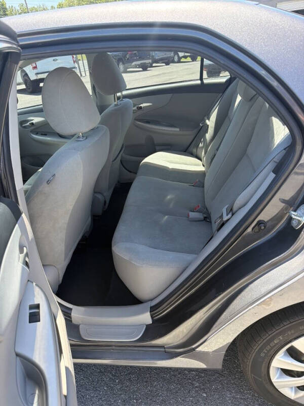 2013 Toyota Corolla LE