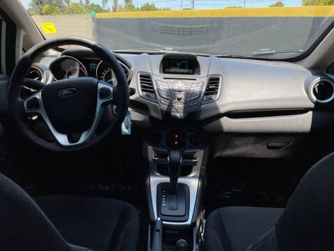 2017 Ford Fiesta SE