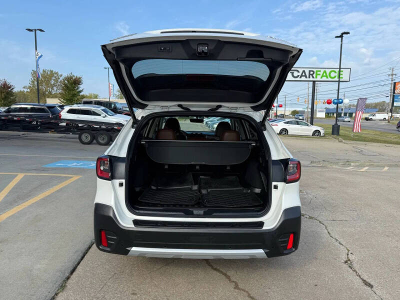 2022 Subaru Outback Touring