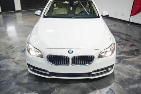 2015 BMW 5 Series 528i