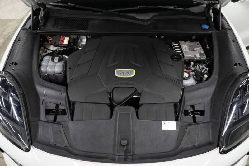 2019 Porsche Cayenne E-Hybrid
