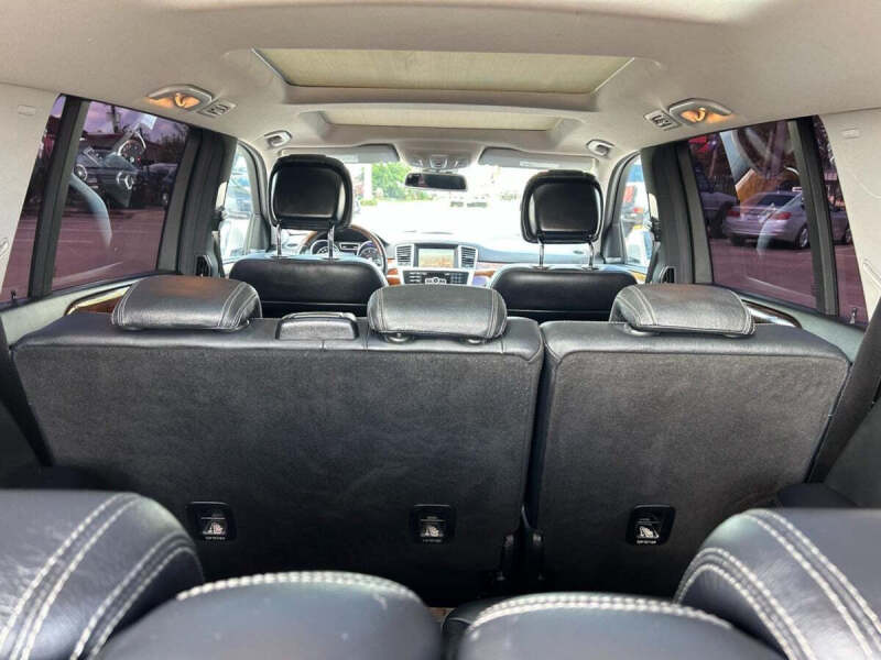 2014 Mercedes-Benz GL-Class GL 550 4MATIC