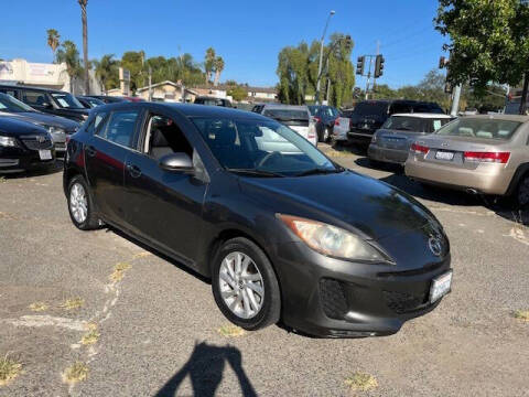 2013 Mazda MAZDA3 i Touring