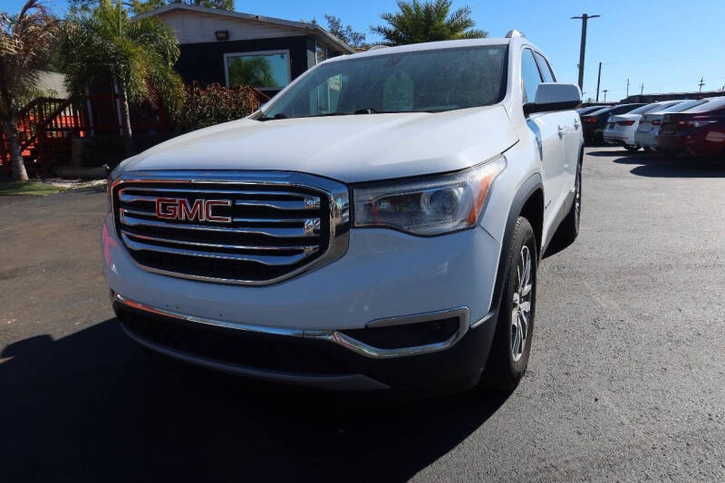 2017 GMC Acadia SLE-2