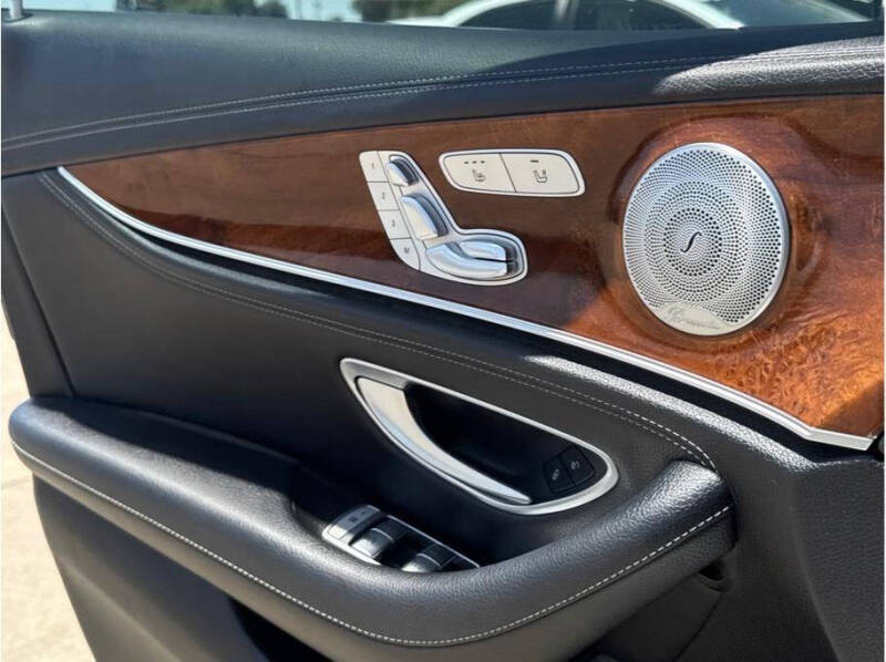 2017 Mercedes-Benz E-Class E 300 4MATIC