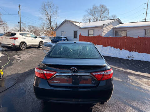 2016 Toyota Camry SE