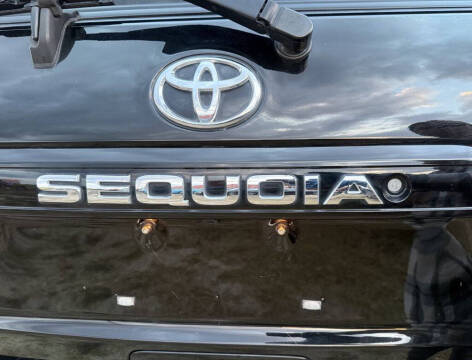 2016 Toyota Sequoia SR5