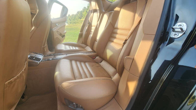 2012 Porsche Panamera Turbo