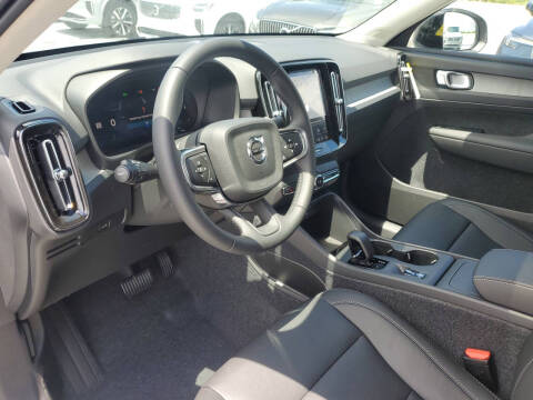 2026 Volvo XC40 B4 Core