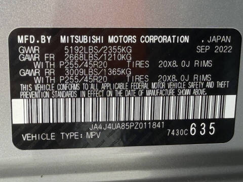 2023 Mitsubishi Outlander SE