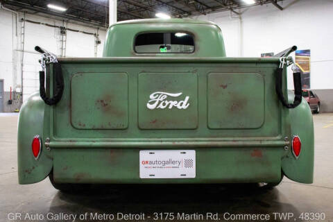 1949 Ford F-1
