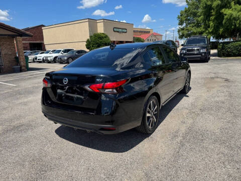 2021 Nissan Versa SV