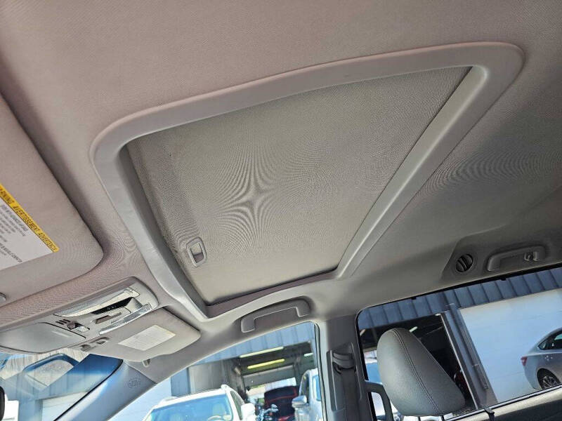 2017 Toyota Sienna XLE 7-Passenger