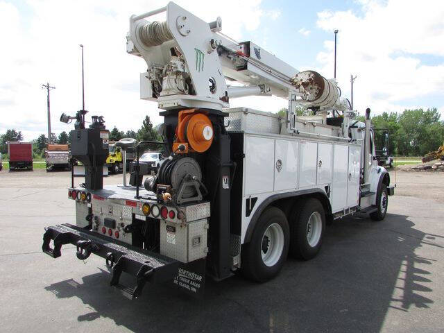 2014 Freightliner M2 106