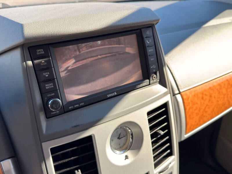 2009 Chrysler Town and Country Limited