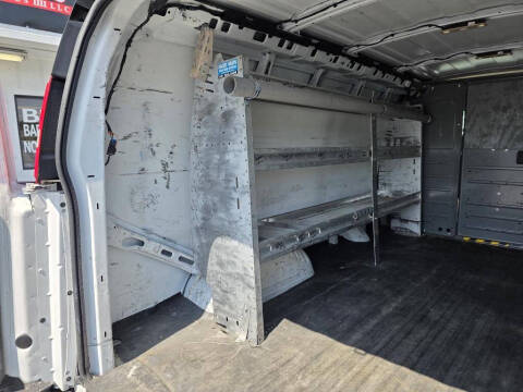 2017 Chevrolet Express 2500