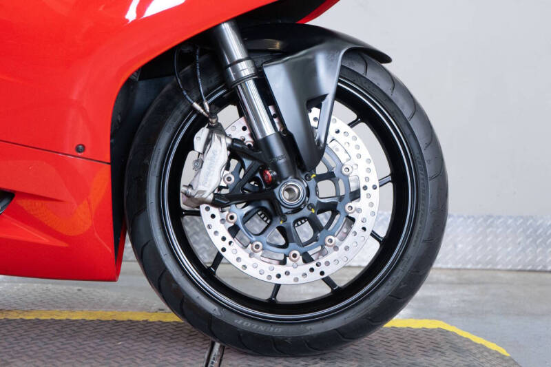 2020 Ducati Panigale V2