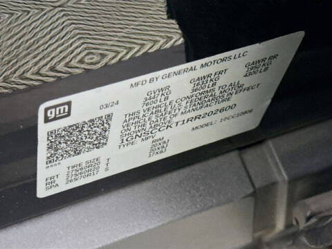 2024 Chevrolet Suburban LT