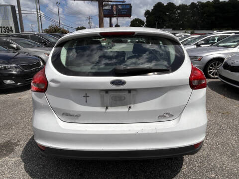 2015 Ford Focus SE
