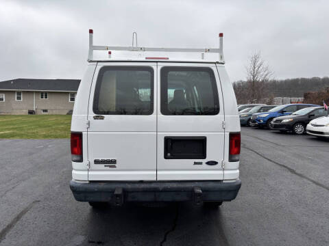 2013 Ford E-Series E-250