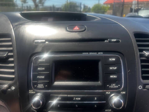 2016 Kia Forte5 LX
