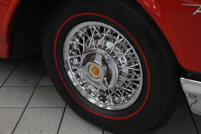 1961 Ford Thunderbird