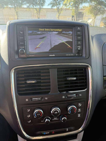 2017 Dodge Grand Caravan SE