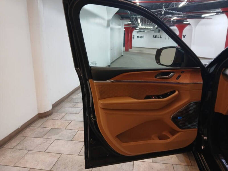 2023 Jeep Grand Cherokee L Summit Reserve