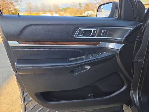 2017 Ford Explorer Limited
