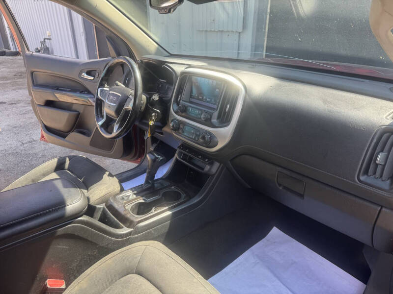 2017 GMC Canyon SLE