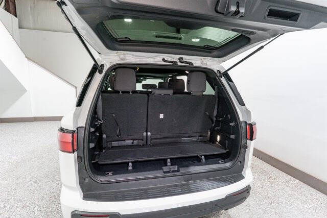 2025 Toyota Sequoia SR5