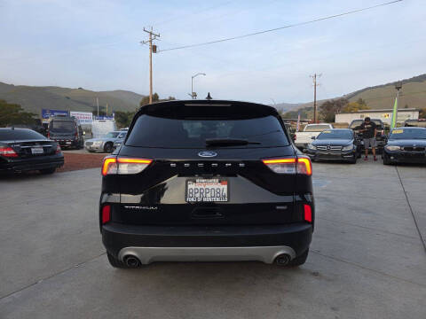 2020 Ford Escape Hybrid Titanium