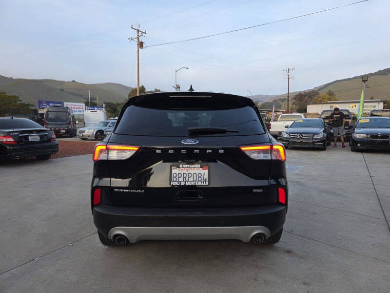 2020 Ford Escape Hybrid Titanium