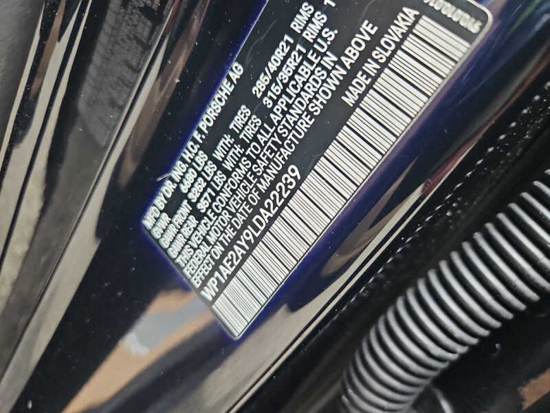 2020 Porsche Cayenne E-Hybrid